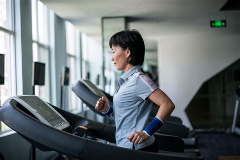 14 Tips for How to Run on the Treadmill