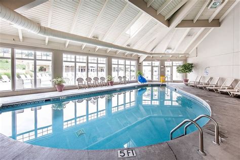 Hotels with Indoor Pools From Gatlinburg to Pigeon Forge