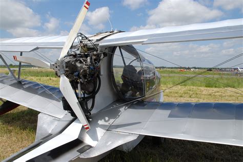 File:Ultralight aircraft - AirExpo Muret 2007 0131 2007-05-12.jpg - Wikimedia Commons