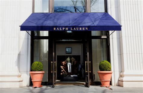 Ralph Lauren Opens First Luxury Store in Canada