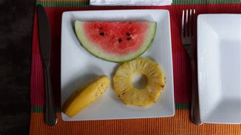 Fruit Plate Free Stock Photo - Public Domain Pictures