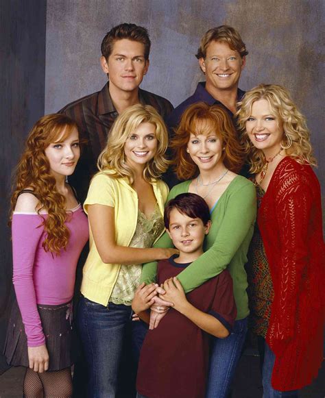 Reba McEntire Would 'Love to Bring Back' Her TV Show Reba