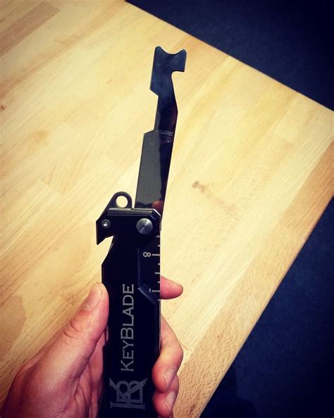 The Seattle Rapid Access Tool with shove knife extended. 🔥Get yours ...