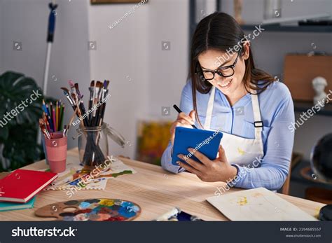 Young Woman Artist Using Touchpad Drawing Stock Photo 2194685557 | Shutterstock
