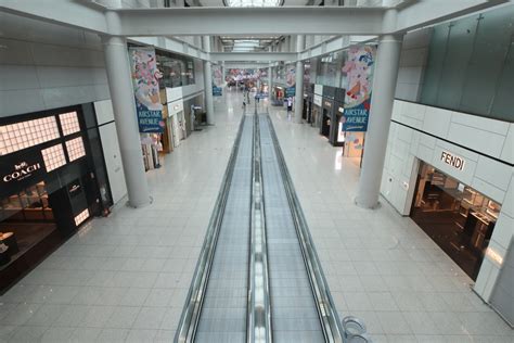 Duty-free shops mull retreat from Incheon airport as int’l passengers ...