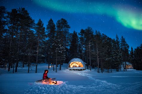 19 - Lapland Northern Lights campfire - Adventure & Landscape Photographer - Tom Archer