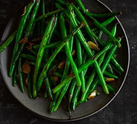 Stir-fried garlic green beans recipe | BBC Good Food