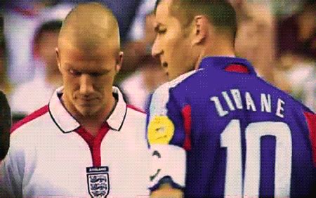 Zinedine Zidane GIFs - Find & Share on GIPHY