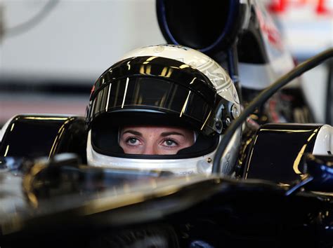 Susie Wolff in the cockpit | Susie wolff, Racing driver, Formula one