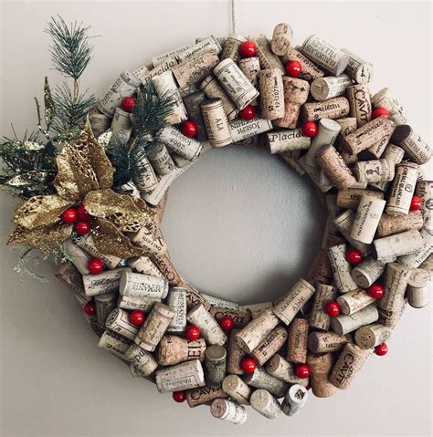 Christmas Wine Cork Wreath - Etsy