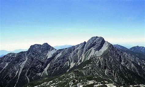 Tallest Mountains In Taiwan - WorldAtlas.com