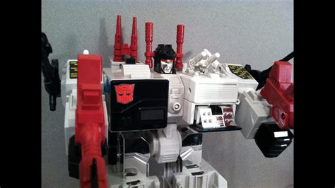 Metroplex - 1985 G1 Transformers Review - YouTube