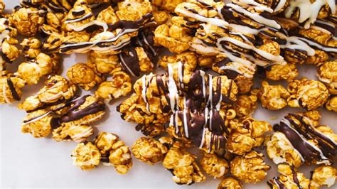 Healthy Popcorn Snack Mix Recipes (2024)