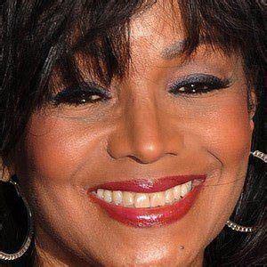 Rebbie Jackson - Age, Family, Bio | Famous Birthdays