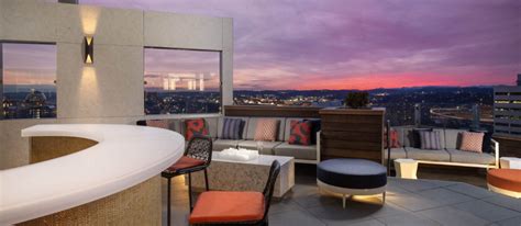 Round-Up of Rooftop Bars in Knoxville, TN | Visit Knoxville