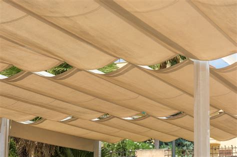 Learn to Build a DIY Retractable Pergola Canopy