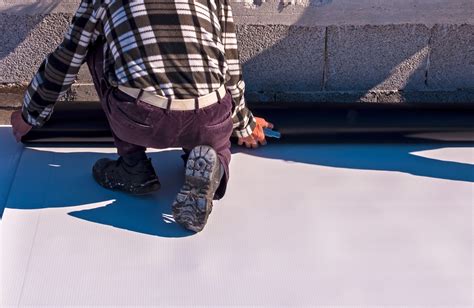 Understanding the Three Types of Elastomeric Roof Coatings | Superior Seamless Solutions