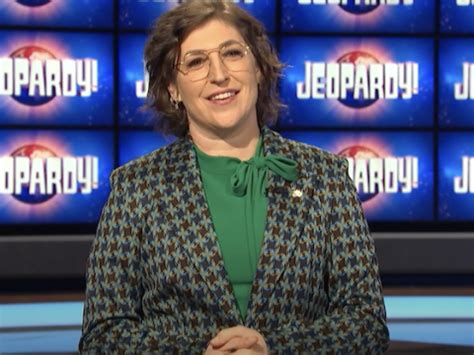 Mayim Bialik Explains Divorce Blogging, Cathartic Jewish Experience ...