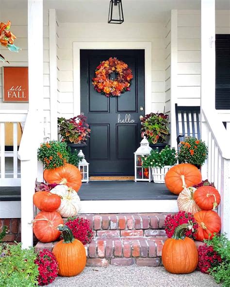 20+ Fall Decor For The Front Porch – DECOOMO