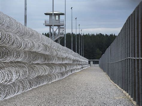 South Carolina prison: Seven inmates killed and at least 17 injured ...