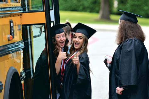 In Focus: Yelm High School Seniors Parade Through Schools | Nisqually Valley News