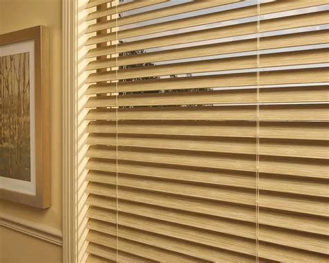 Premium Hunter Douglas Wood Blinds | Slats Blinds