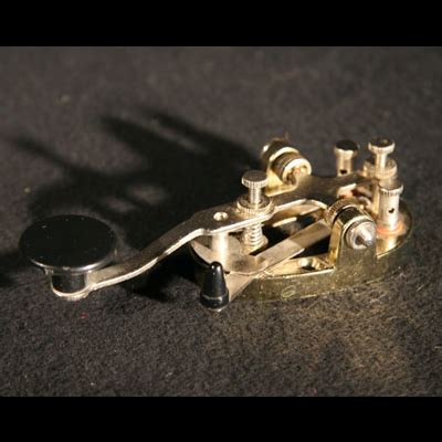 Telegraph Key – Reading Glove