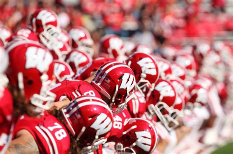 6 Reasons Wisconsin Should Make the College Football Playoff | HuffPost