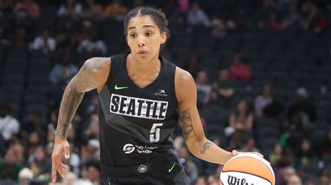 Gabby Williams' says '24 WNBA return unlikely due to prioritization - ESPN