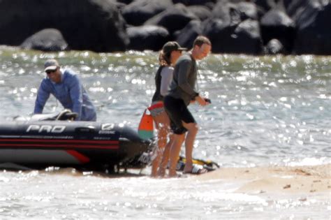 Mark Zuckerberg hits the beach in Hawaii for more surfing