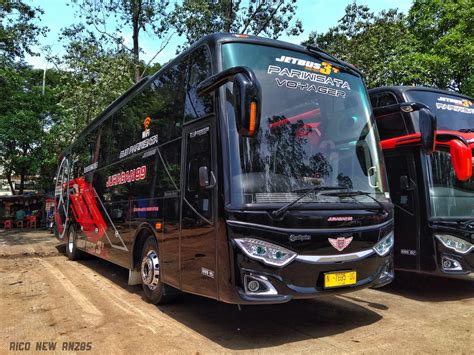 Juragan 99 Rilis Double Decker Untuk Bus AKAP