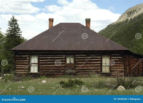 Log Cabin in the Rocky Mountains Stock Photo - Image of homesteading ...