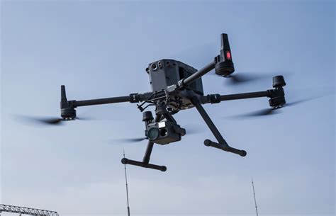 DJI Matrice 350 RTK llega como nuevo dron para empresas con tiempos de vuelo de 55 minutos ...