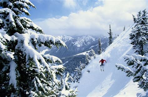 Ski Resort Guide: Crystal Mountain