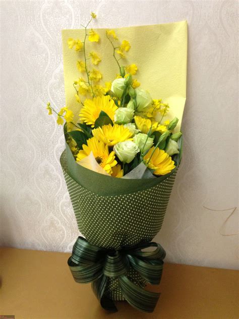 Send Flowers To Germany Online : Send Flowers to Germany | Flowers Delivery by Florist in ...