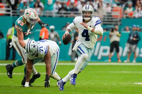 Lump of coal: See photos from Cowboys' Christmas Eve loss to Dolphins