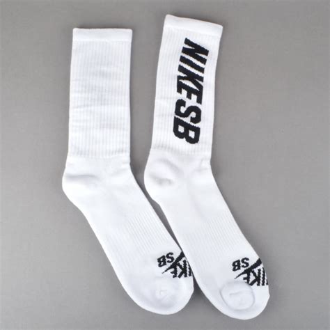 Nike SB Crew Socks White - 3 Pack - ACCESSORIES from Native Skate Store UK