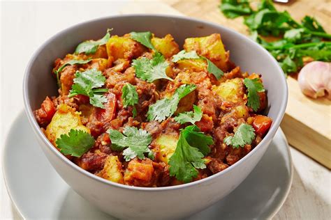 Bombay Aloo Is About To Become Your New Favourite Potato Side Dish | Recipe | Potato side dishes ...