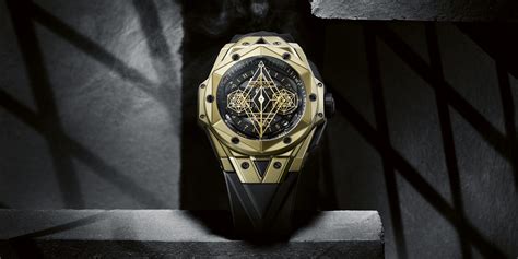 WATCHES: Black & Gold | Luxury Travel And Lifestyle Magazine