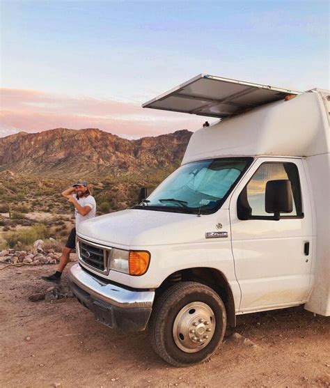 bus_conversion_solar_panels - Living in a shoebox