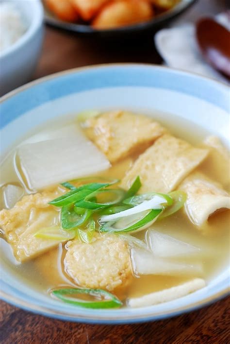 Eomuk Guk (Korean Fish Cake Soup) - Korean Bapsang