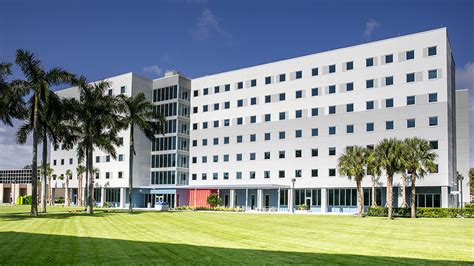 FAU | Residential Hall and Apartments