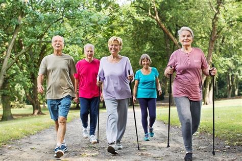 Top 5 Physical Activities and Sports for Seniors | Riddle Village