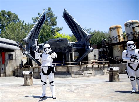 Disney’s New Star Wars Galaxy’s Edge: What to Expect