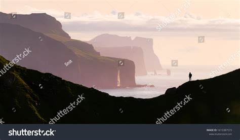 1,289 Kalsoy island Images, Stock Photos & Vectors | Shutterstock