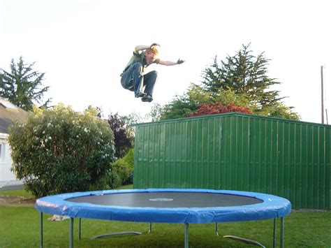 Trampoline - Wikipedia