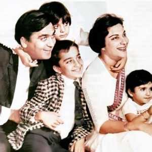 Sunil Dutt | Biography Birthday Family Controversies Net Worth Age