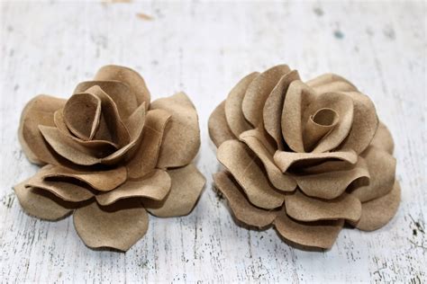 DIY: How To Make Roses Using Empty Toilet Tissue Tubes | Reduce. Reuse. Recycle. Replenish. Restore.