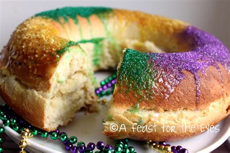 Mardis Gras King Cake (with a Cream Cheese filling) Recipe by Debby ...