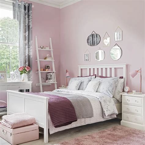 Pink bedroom ideas that can be pretty and peaceful, or punchy and playful